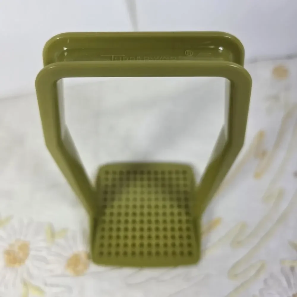 Vintage Tupperware Pickle Keeper Lifter Avocado Green Replacement Part 1331-4